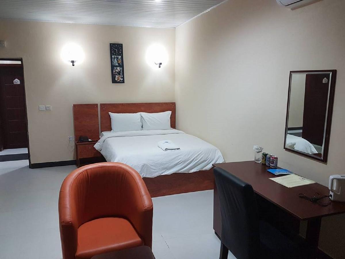 Providence Hotel Abeokuta Экстерьер фото